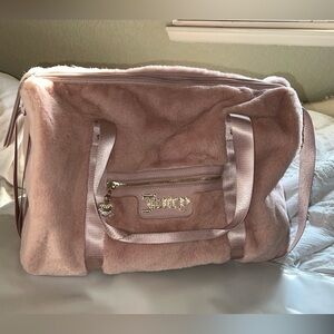 JUICY COUTURE DUFFLE BAG